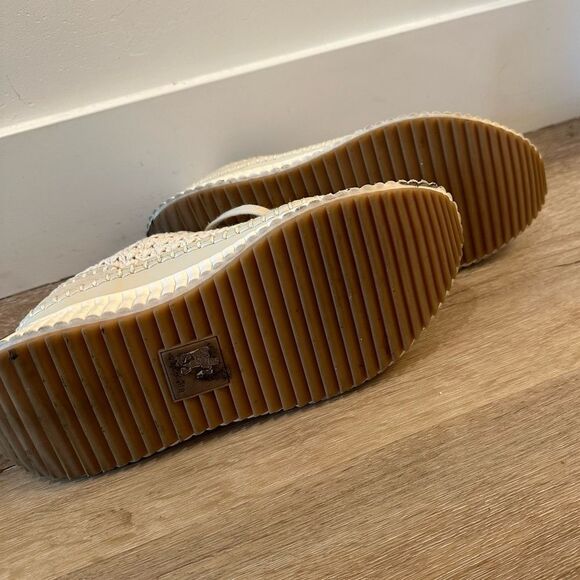 Dolce Vita Dolen Sneakers in Sandstone Knit size 8.5 - Picture 5 of 16